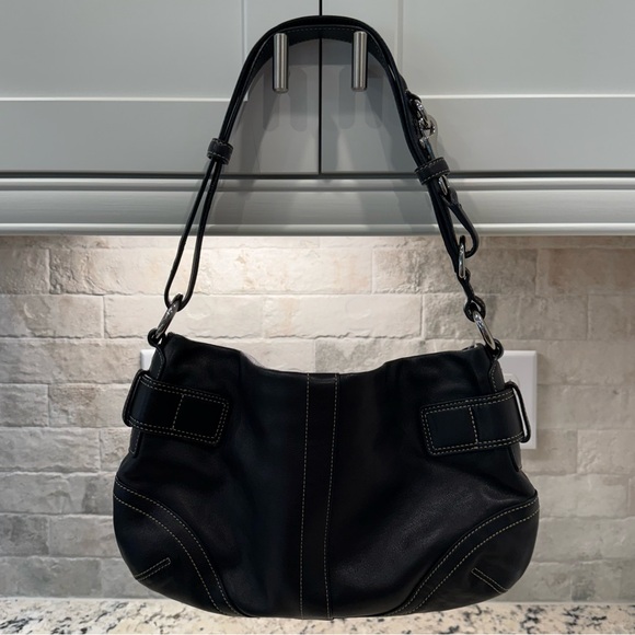 Coach EUC Vintage Black Leather Bag - Picture 2 of 8